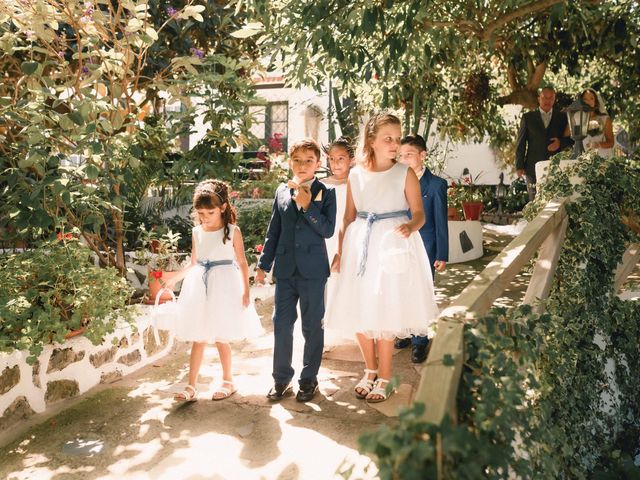 La boda de Adrian y Charlotte en Los Realejos, Santa Cruz de Tenerife 36