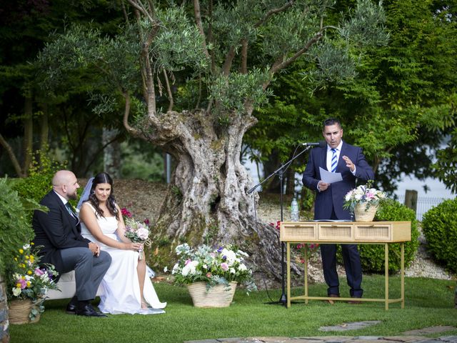 La boda de Sonia y Diego en Abegondo, A Coruña 15