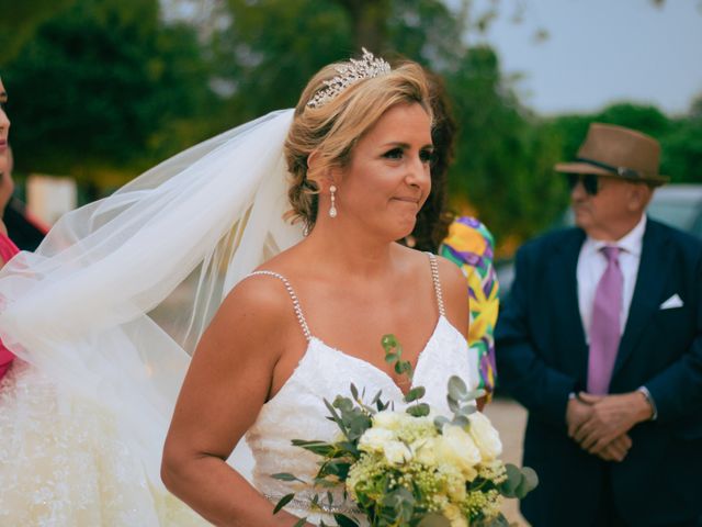 La boda de Lourdes y Manuel en Puente Genil, Córdoba 2