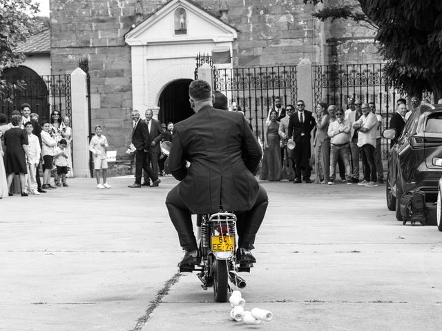 La boda de miguel y vero en Ponferrada, León 33