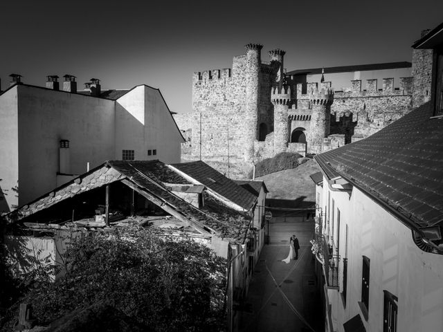 La boda de miguel y vero en Ponferrada, León 49