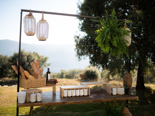 La boda de Raimon y Laia en Sant Hilari Sacalm, Girona 56