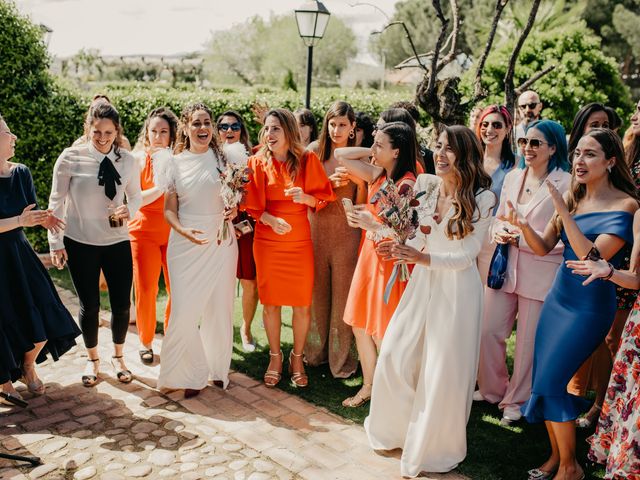 La boda de Sara y Aly en Talamanca Del Jarama, Madrid 127