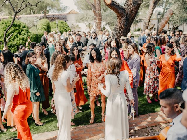 La boda de Sara y Aly en Talamanca Del Jarama, Madrid 128