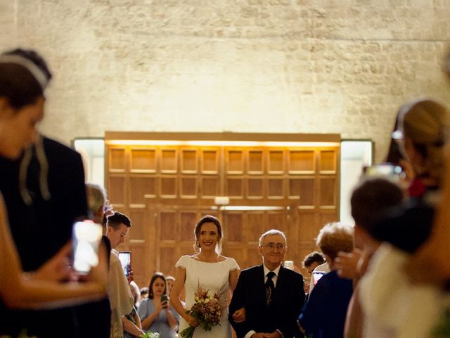 La boda de Jabarri y Clara en Cerdanyola Del Valles, Barcelona 33