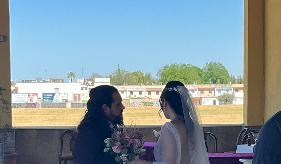 La boda de Joaquín  y Rocío  en San Jose De La Rinconada, Sevilla