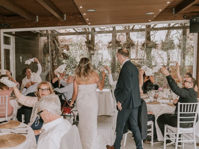 La boda de Stephanie y Ricardo en Lleida, Lleida 32