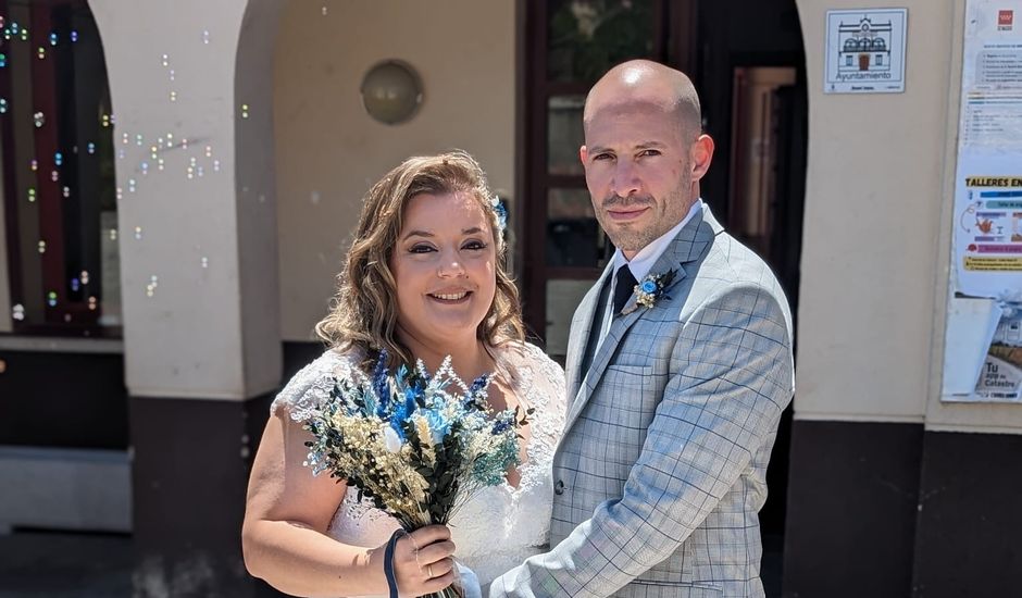 La boda de Carlos y Almudena en Madrid, Madrid