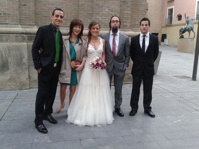 La boda de Clara y Óscar en Zaragoza, Zaragoza 3