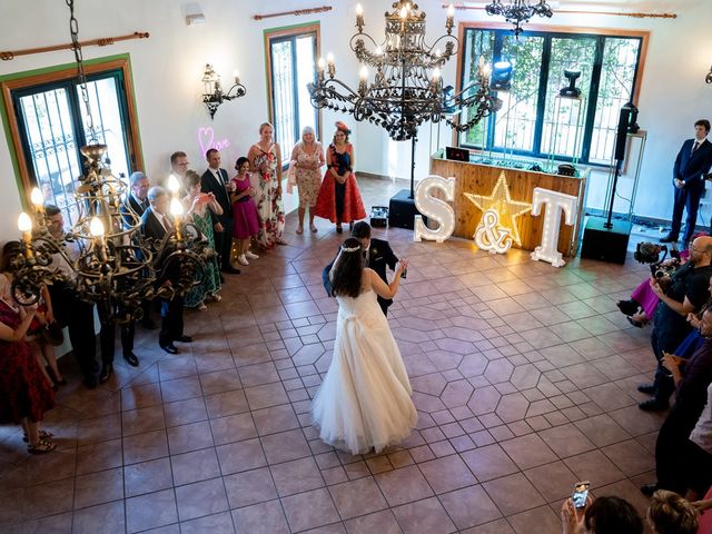 La boda de Toni y Silvia en Valencia, Valencia 19