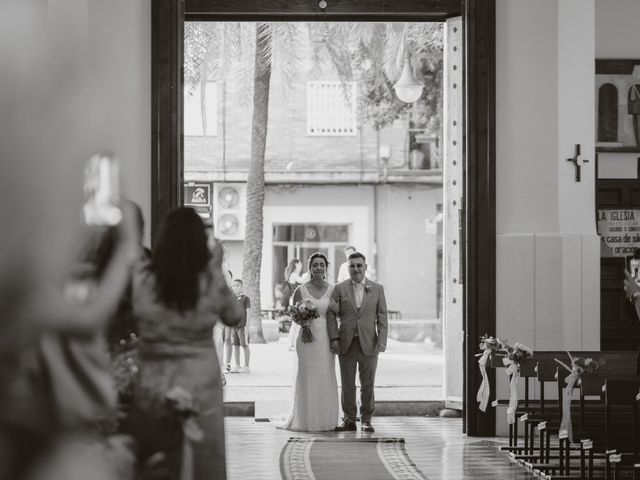 La boda de Carla y John en Vilamarxant, Valencia 18