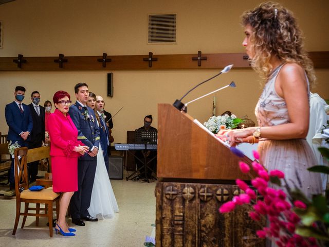 La boda de Daniel y Marta en Zaragoza, Zaragoza 27