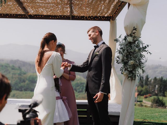 La boda de Jon y Ane en Zarautz, Guipúzcoa 57