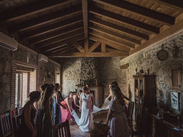 La boda de Borja y Sara en San Roman De Los Montes, Toledo 30