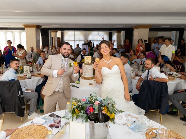 La boda de Patricia y Asier en Isla, Cantabria 37