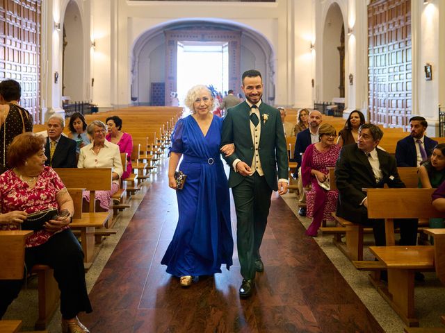 La boda de Isabel y Alberto en Fuenlabrada, Madrid 9