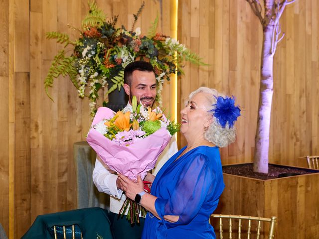 La boda de Isabel y Alberto en Fuenlabrada, Madrid 27