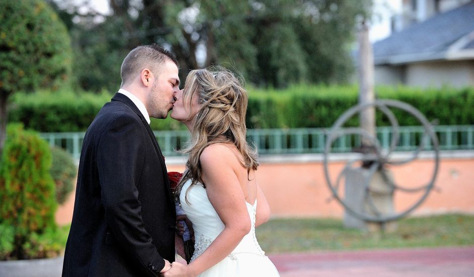 La boda de Alex y Denise en Can Font, Girona