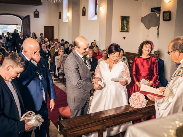 La boda de Elena y Ángel en Soto Del Barco, Asturias 33