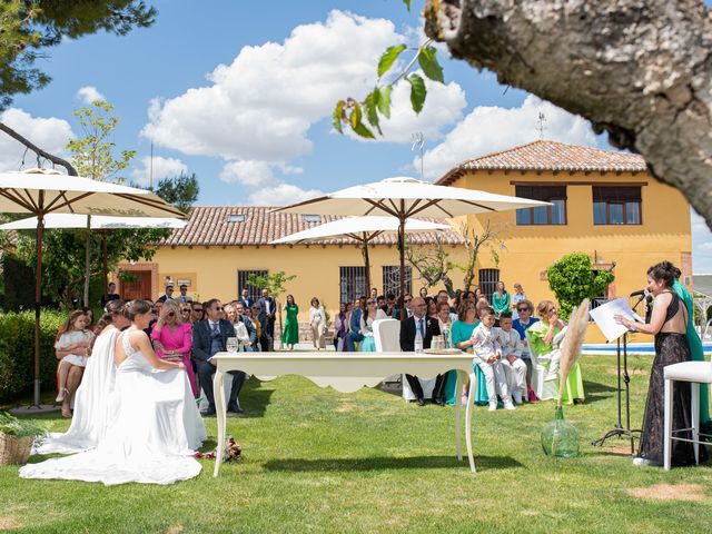 La boda de Lidia y Cristina en Mucientes, Valladolid 20