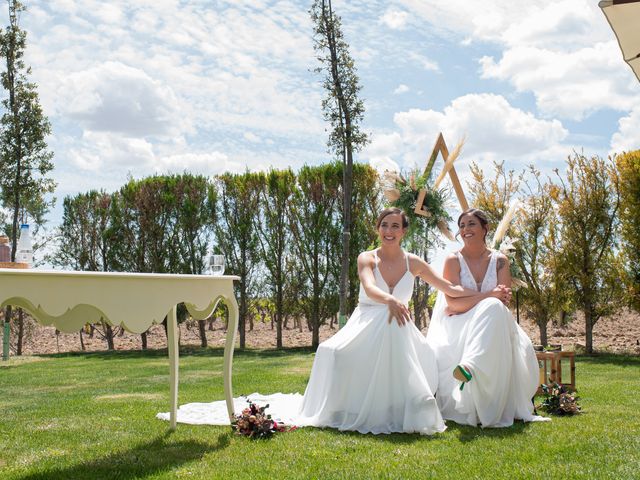 La boda de Lidia y Cristina en Mucientes, Valladolid 21