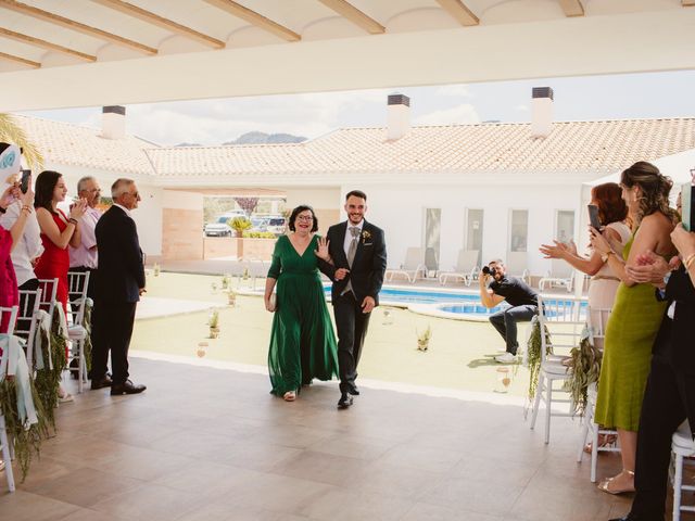 La boda de Mario y Alexandra en Yecla, Murcia 34