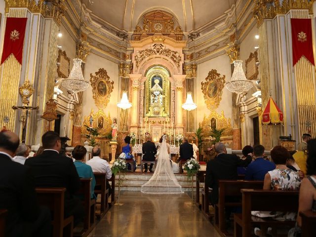 La boda de Juan  y Rocio  en Castelló/castellón De La Plana, Castellón 36