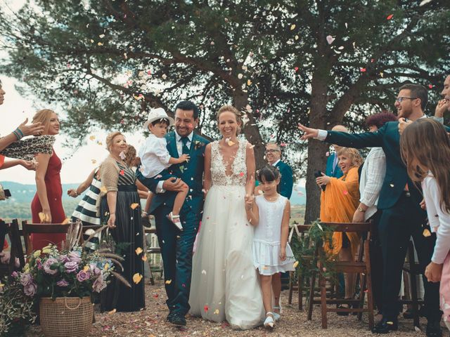 La boda de Juan Raúl y Caterina en La Bisbal Del Penedes, Tarragona 98