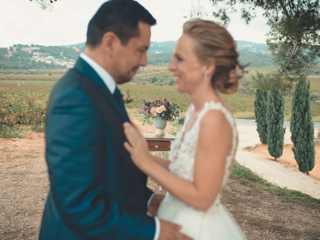 La boda de Juan Raúl y Caterina en La Bisbal Del Penedes, Tarragona 104