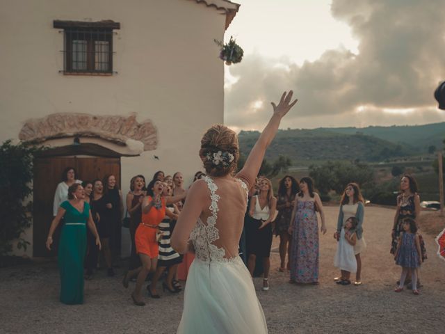 La boda de Juan Raúl y Caterina en La Bisbal Del Penedes, Tarragona 128