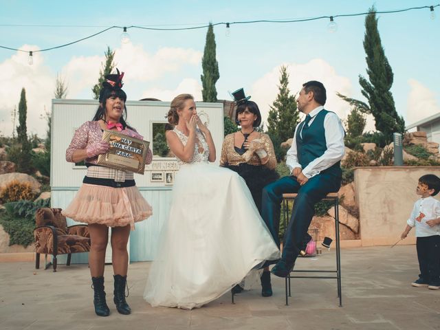 La boda de Juan Raúl y Caterina en La Bisbal Del Penedes, Tarragona 132