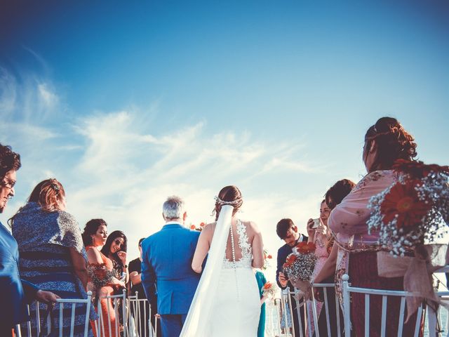 La boda de Ráuj y Ana Maria en El Puerto De Santa Maria, Cádiz 33