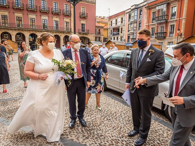 La boda de Diego y Katia en Pinal, Asturias 36