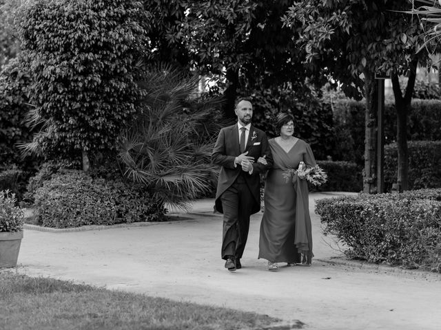 La boda de Omar y Marta en Sevilla, Sevilla 69