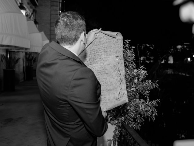 La boda de Omar y Marta en Sevilla, Sevilla 101