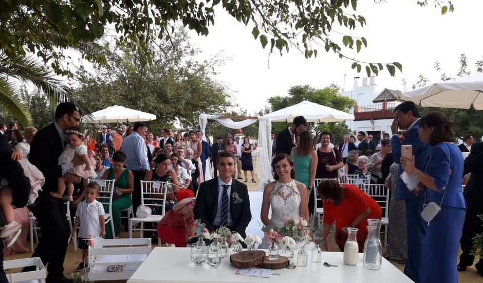 La boda de Miguel y Rocío  en Palomares Del Rio, Sevilla