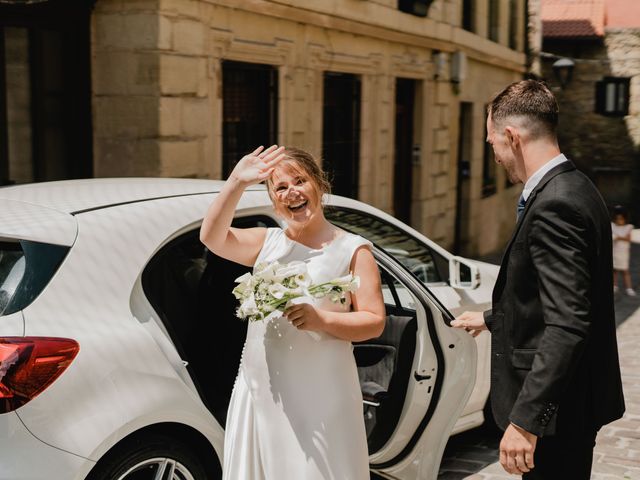 La boda de Irati y Raul en Donostia-San Sebastián, Guipúzcoa 15