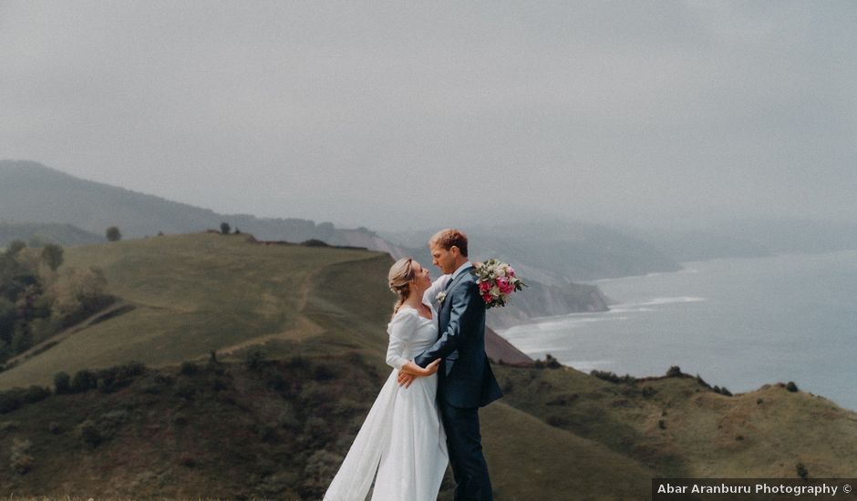 La boda de Ugaitz y Ane en Zarautz, Guipúzcoa