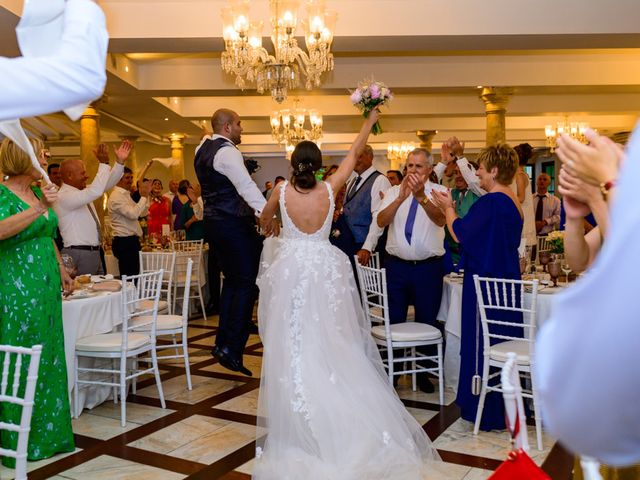 La boda de Olalla y Iván en Serra De Outes, A Coruña 9