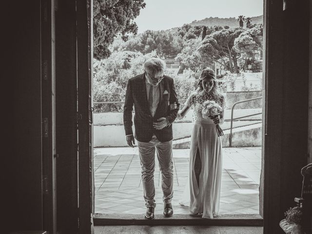 La boda de Françoise y Lauranne en Premia De Mar, Barcelona 27