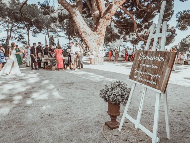 La boda de Françoise y Lauranne en Premia De Mar, Barcelona 46