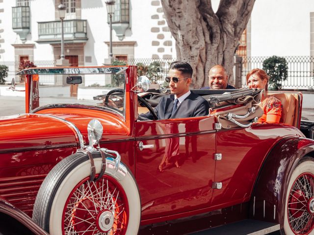 La boda de Yasmina y Domingo en Las Palmas De Gran Canaria, Las Palmas 35