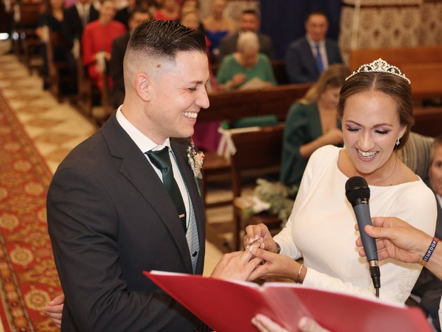 La boda de Azahara y Rubén en Sevilla, Sevilla 10