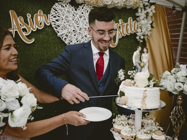 La boda de Asier y Estela en Burlada, Navarra 6
