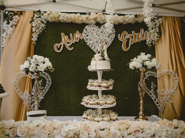 La boda de Asier y Estela en Burlada, Navarra 9