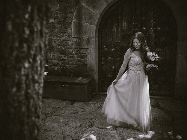 La boda de Asier y Estela en Burlada, Navarra 10