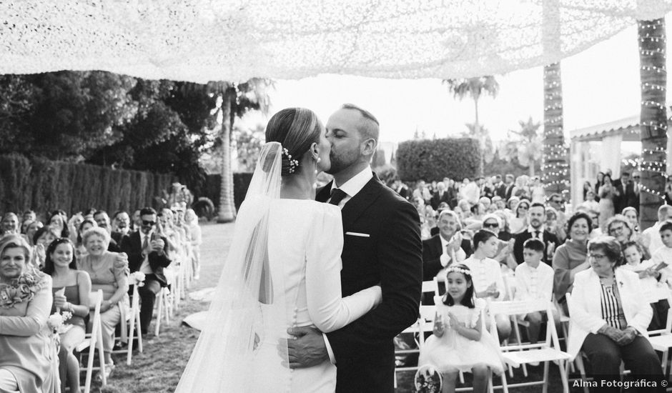 La boda de Ana y Rafa en Málaga, Málaga