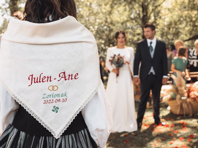 La boda de Julen y Ane en Oiartzun, Guipúzcoa 91