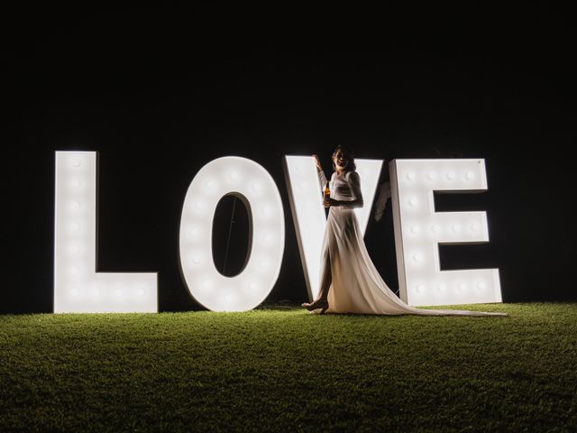 La boda de Juan y Belen en Badajoz, Badajoz 43