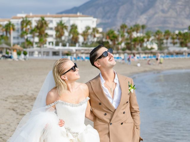 La boda de Martin y Sofija en Marbella, Málaga 23